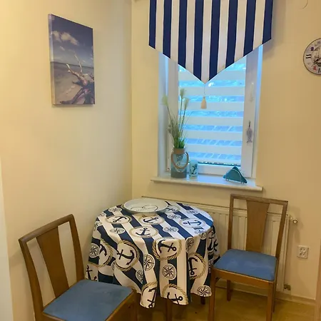 Apartament Z Ogrodem * Γκντίνια